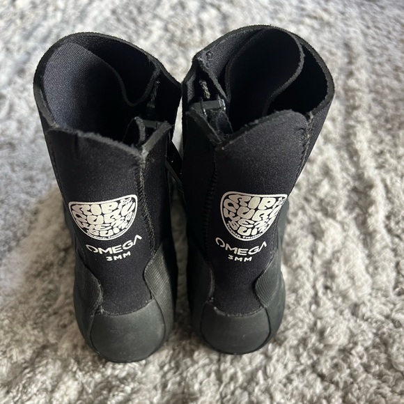 Brand new Rip Curl wetsuit boot - Picture 3 of 6